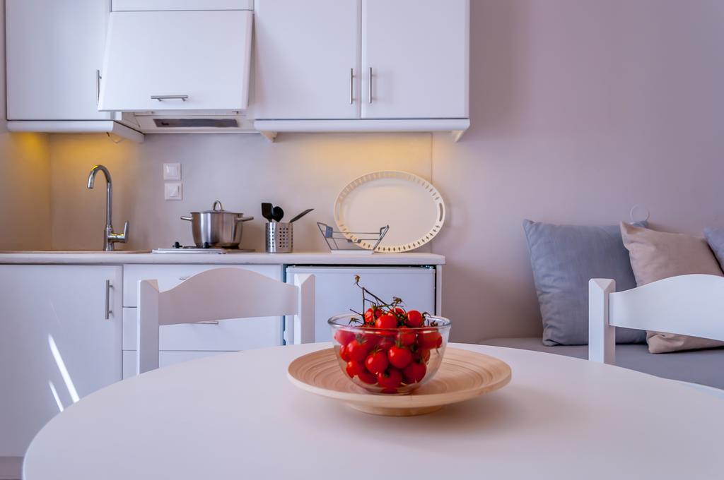 אדאמאס Milos Bay Suites חדר תמונה